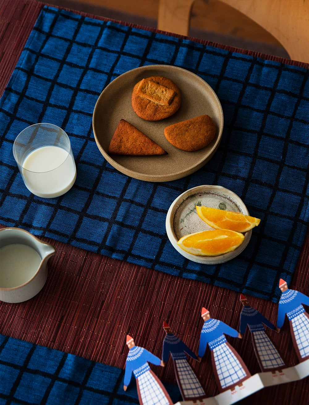 RUTIG JACQUARD WOVEN PLACE MAT, BLUE/BLACK