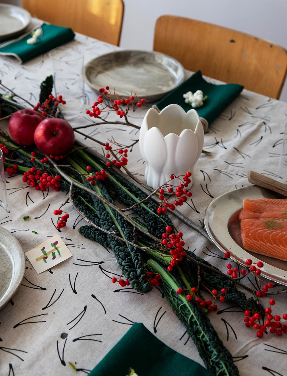 BARR TABLECLOTH, NATURE/BLACK - 137×238 cm