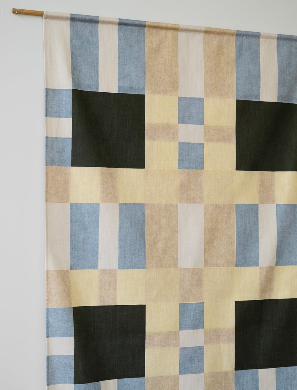 RUTAN WALL HANGING - Vertical