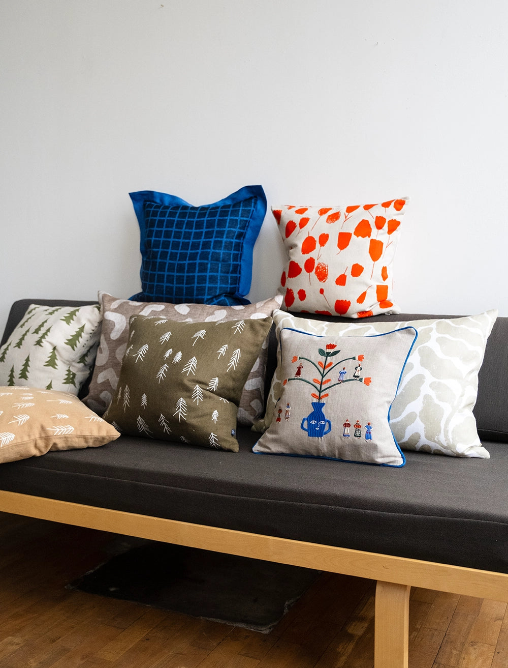 CHECKED LINEN CUSHION COVER, BLUE/BLACK 48x48 cm