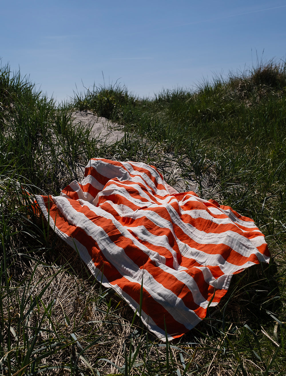 STRIPED MUSLIN SCARF, RED
