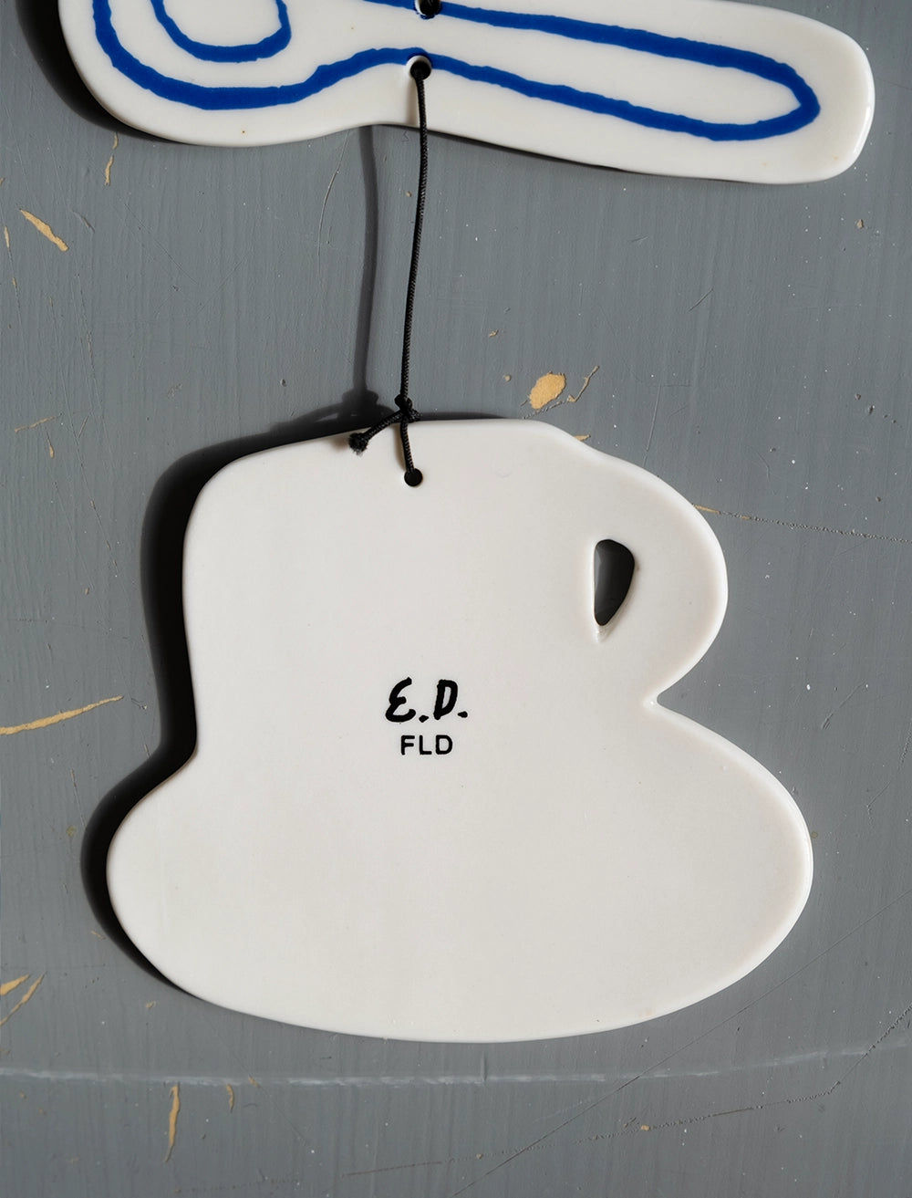 FIKA PORCELAIN MOBILE