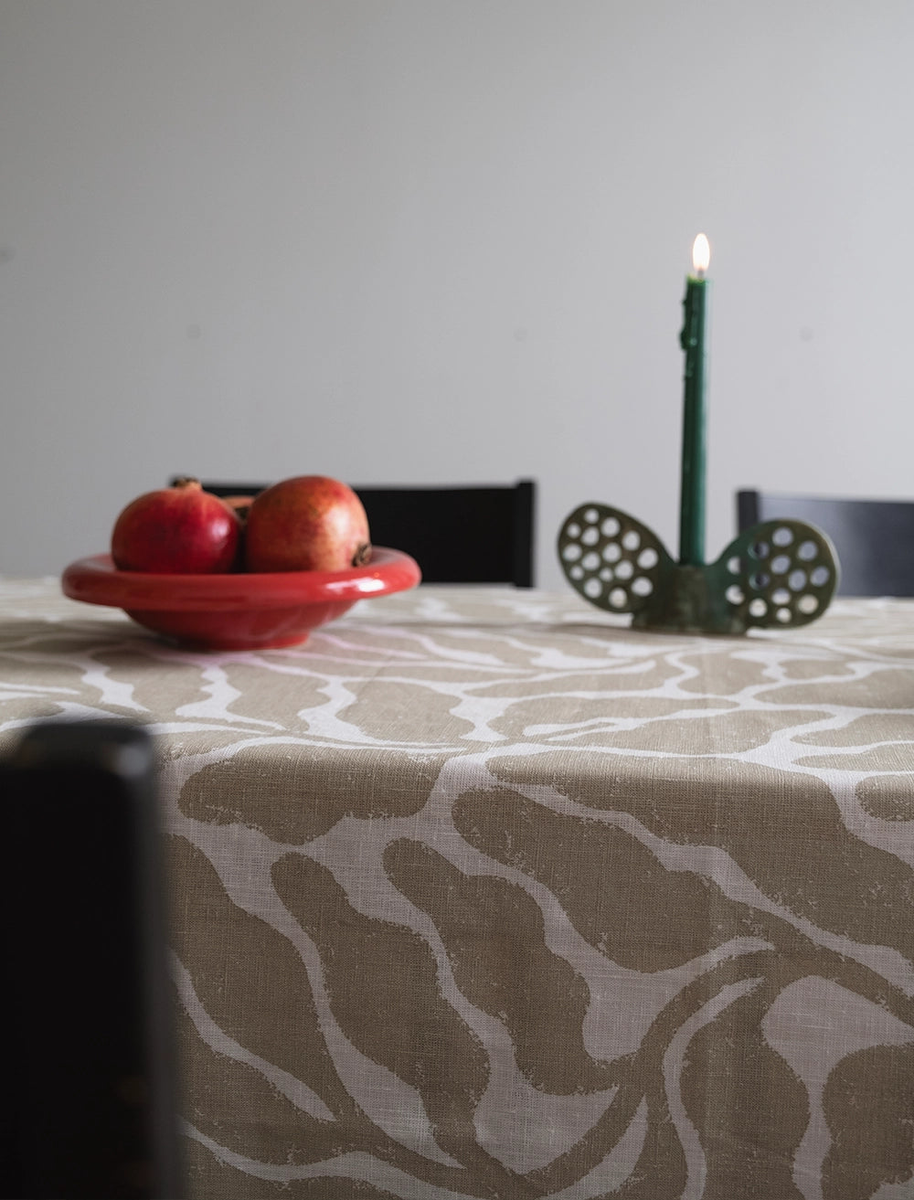 LEAVES LINEN TABLECLOTH, SAND - 147X250 CM
