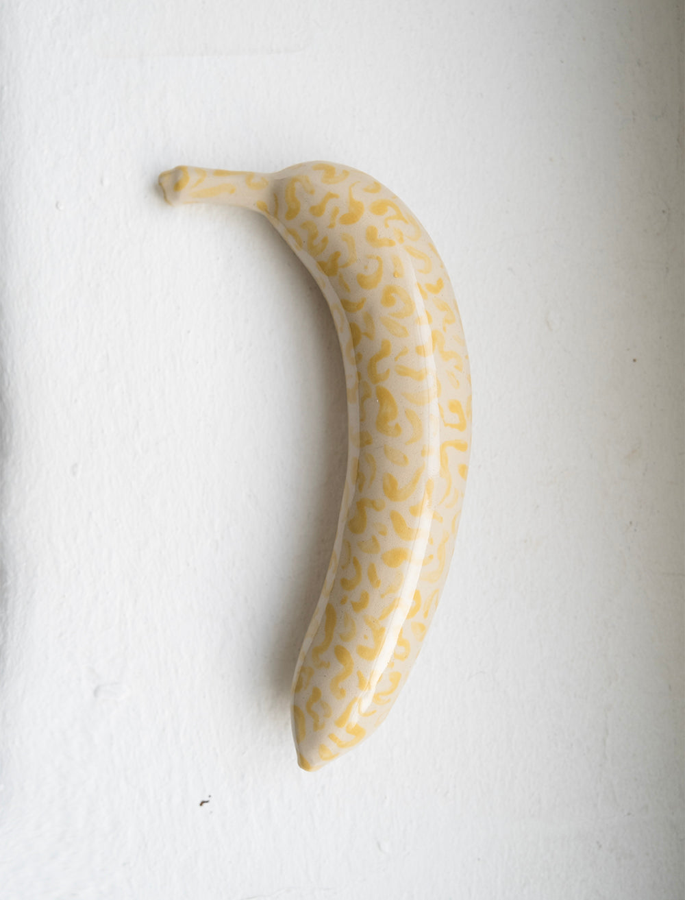 KERAMIK BANAN - Småfläckig gul