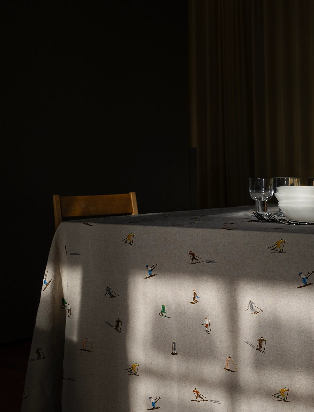 SKIERS, EMBROIDERED TABLECLOTH
