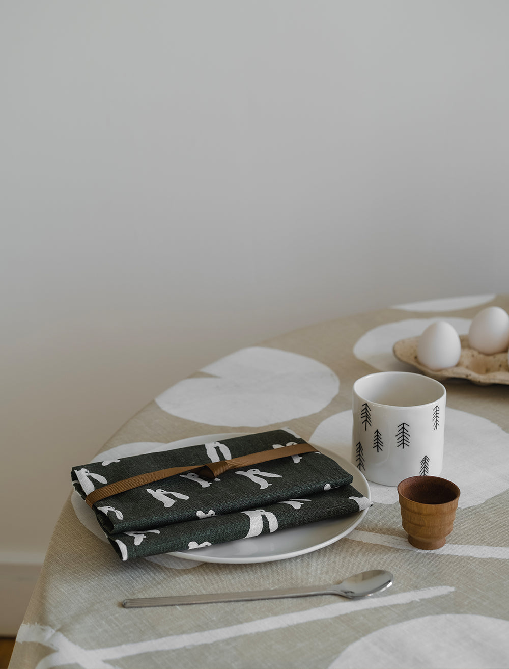 RABBIT PLACEMAT, GREEN