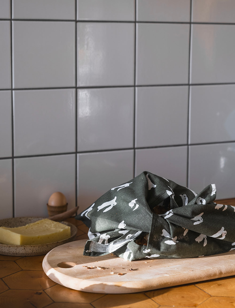 RABBIT TIE BAG, GREEN