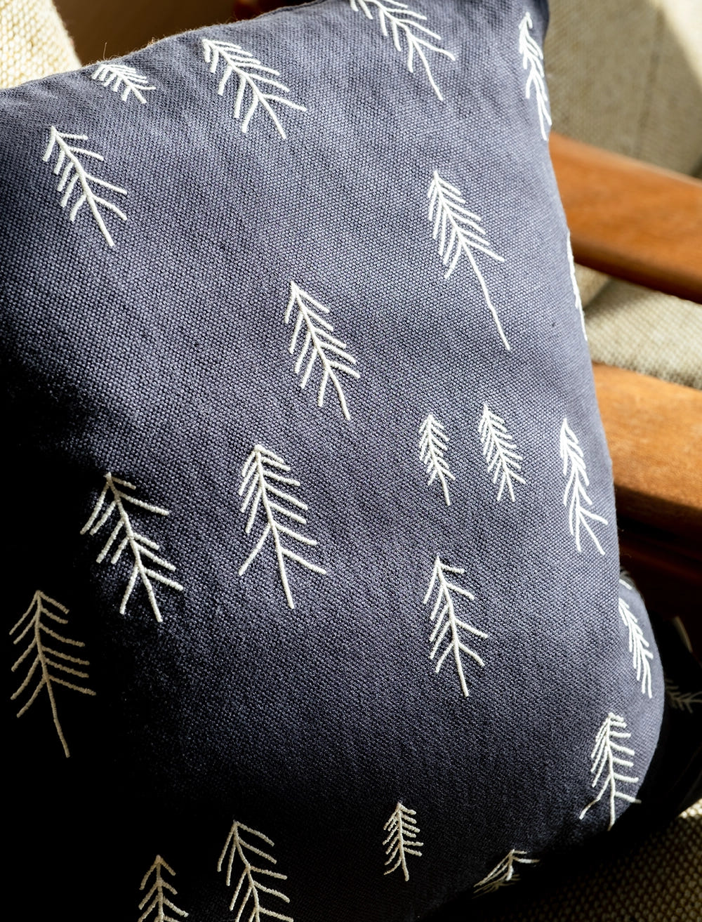 TALL EMBROIDERED CUSHION COVER, ANTHRACITE BLUE