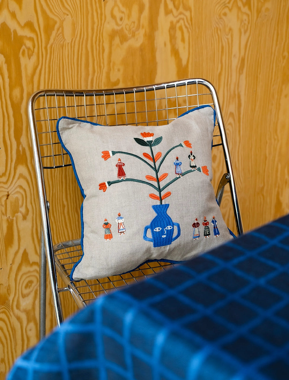HÖGTID EMBROIDERED CUSHION COVER