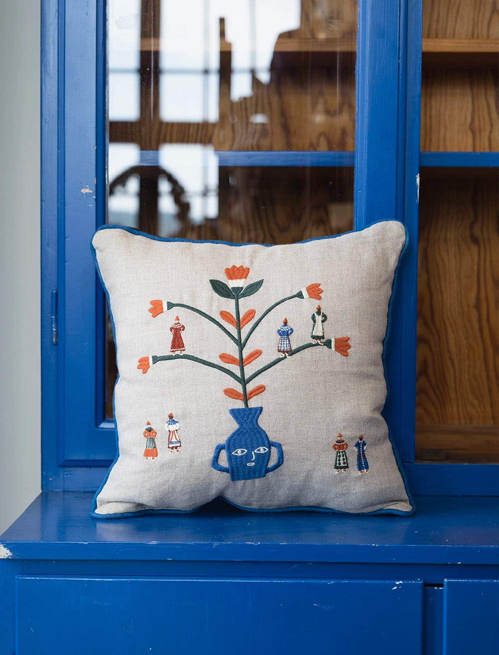 HÖGTID EMBROIDERED CUSHION COVER