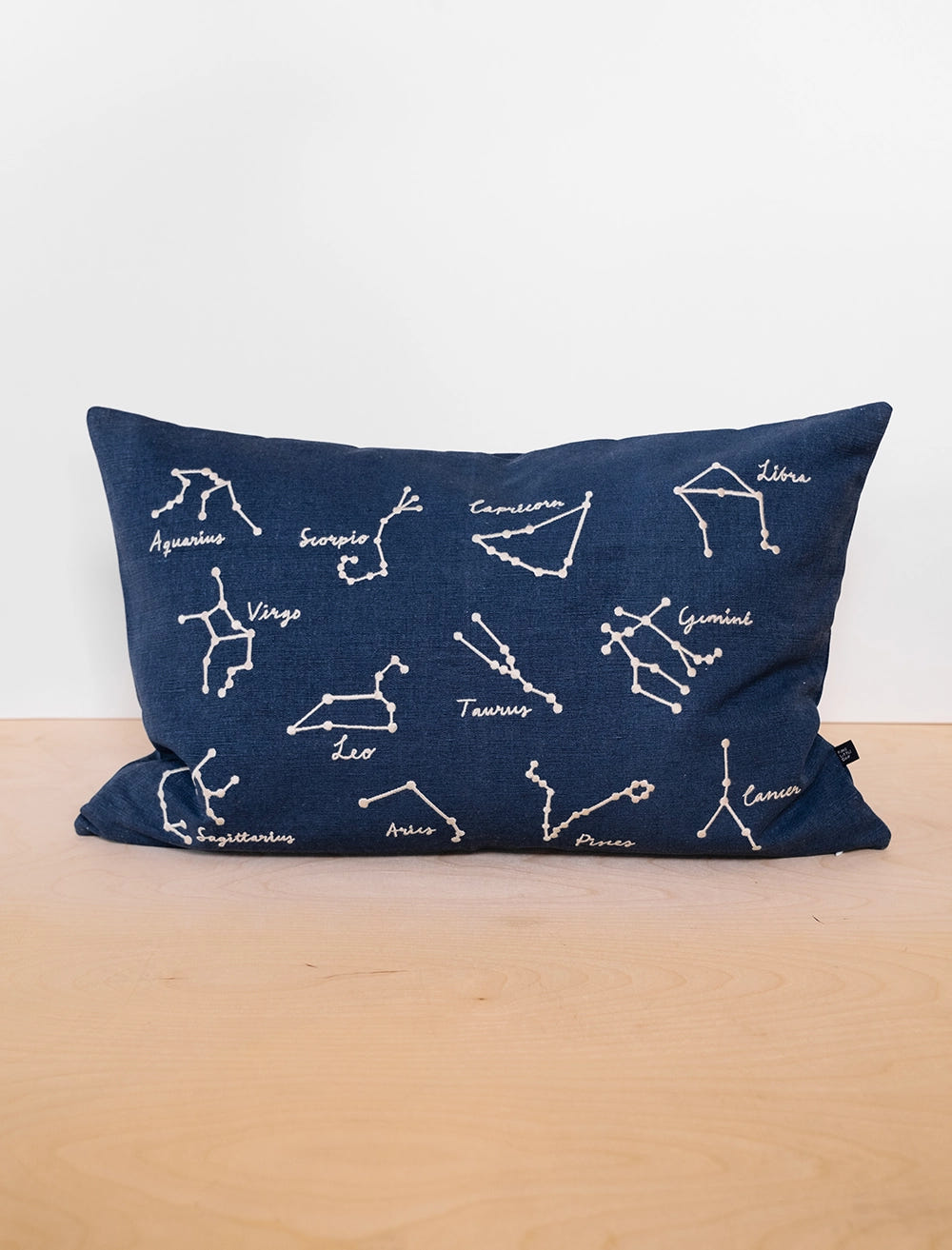 STJÄRNTECKEN EMBROIDERED CUSHION COVER, BLUE