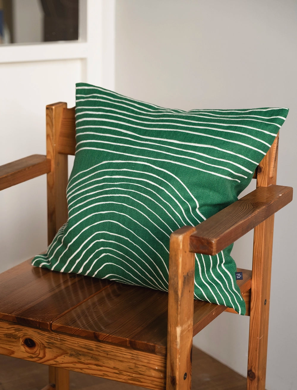 STRÅ BESTICKTE KISSENHÜLLE, GRÜN