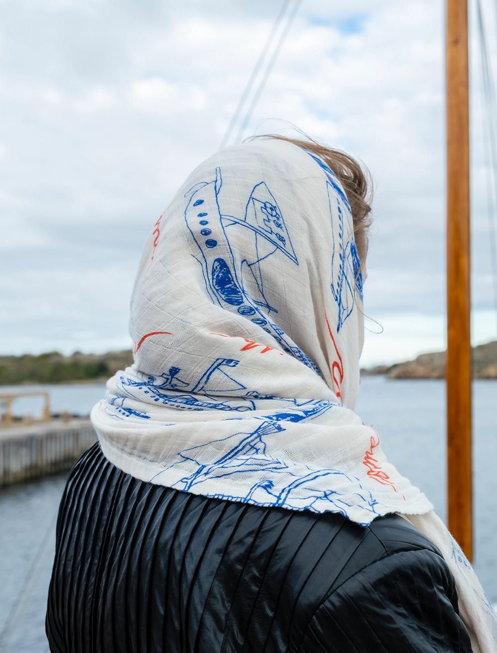 OHOY MUSLIN SHAWL, BLUE/WHITE