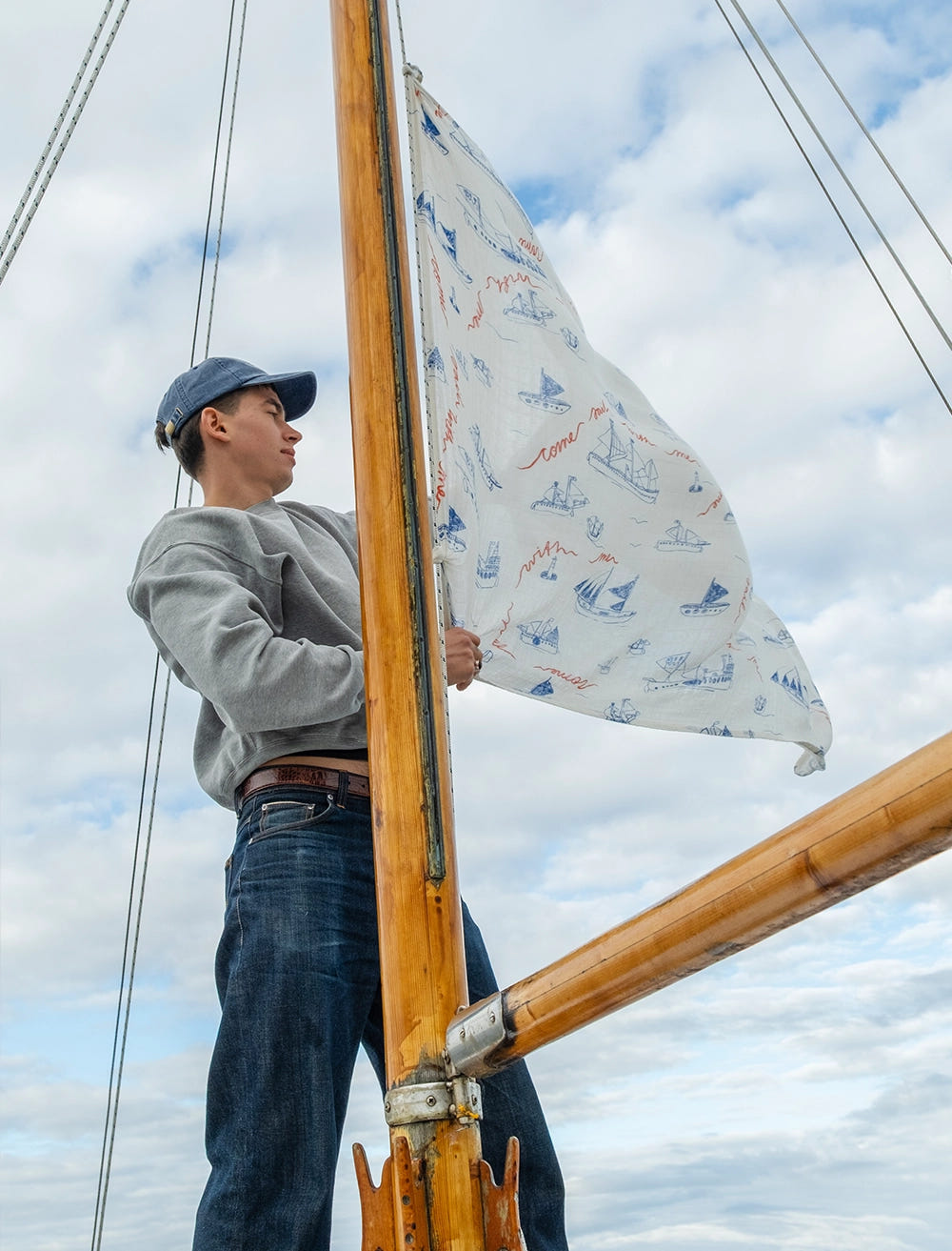 OHOY MUSLIN SHAWL, BLUE/WHITE