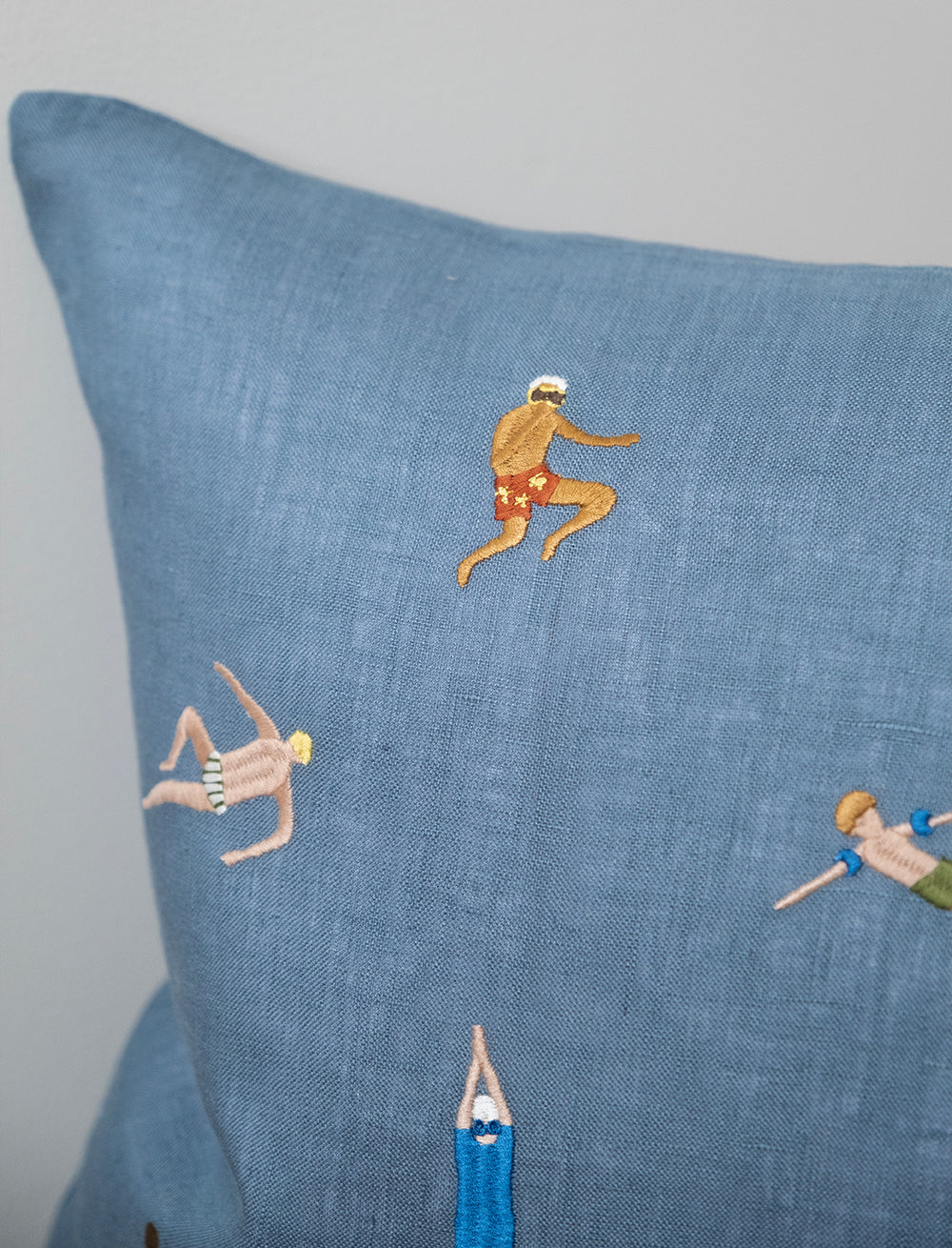 SWIMMERS EMBROIDERED CUSHION COVER, BLUE