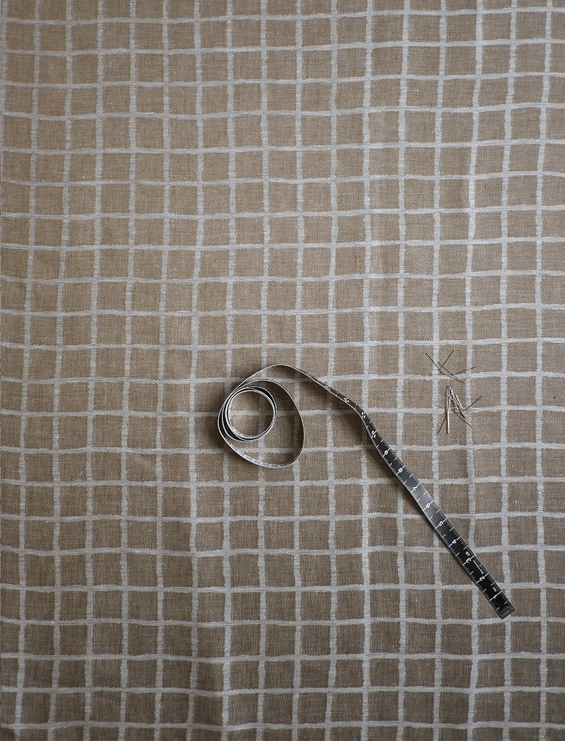 RUTIG METERVARA, BRUN