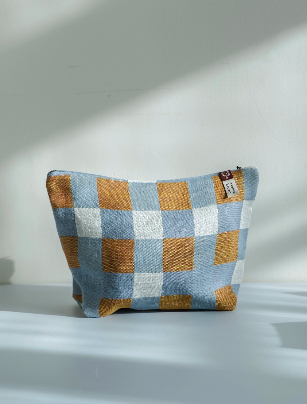 CHECKERED WOVEN TOILET BOX, OAT