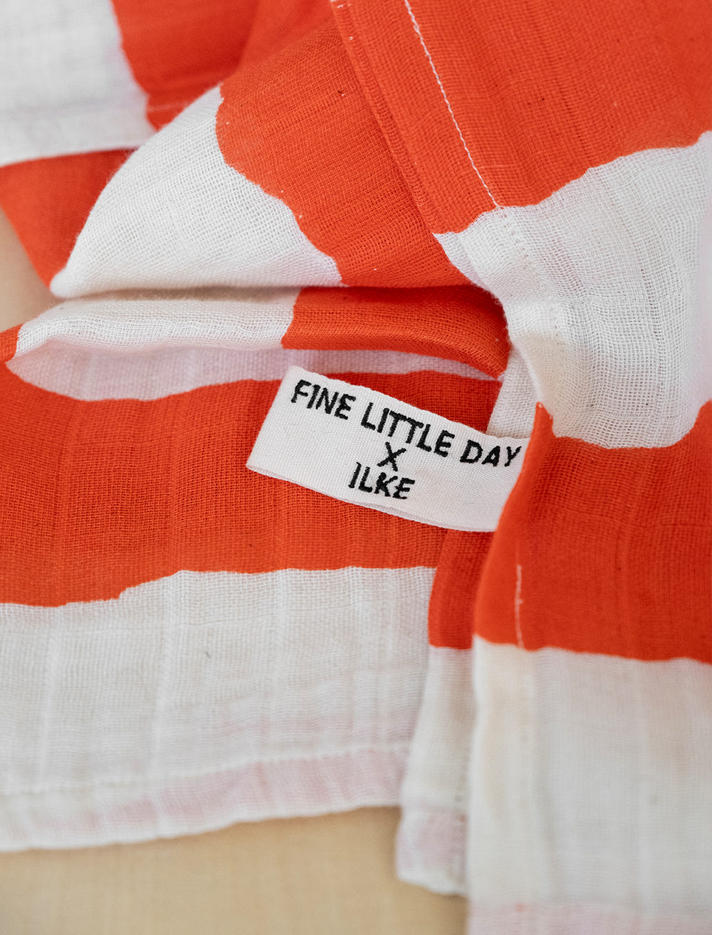 RAND MUSLIN SHAWL, PICASSO RED