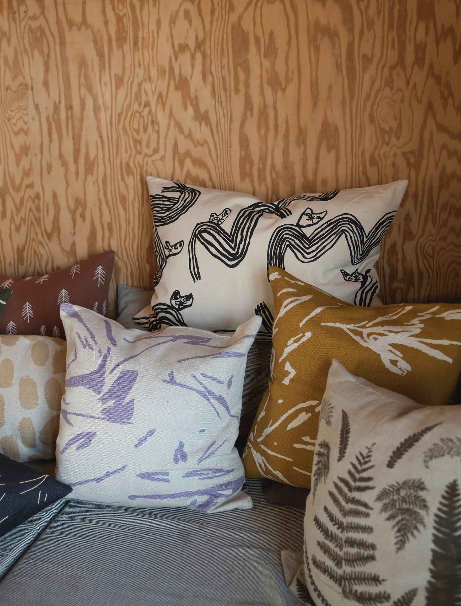 Tiger Cushion Cover, Nature