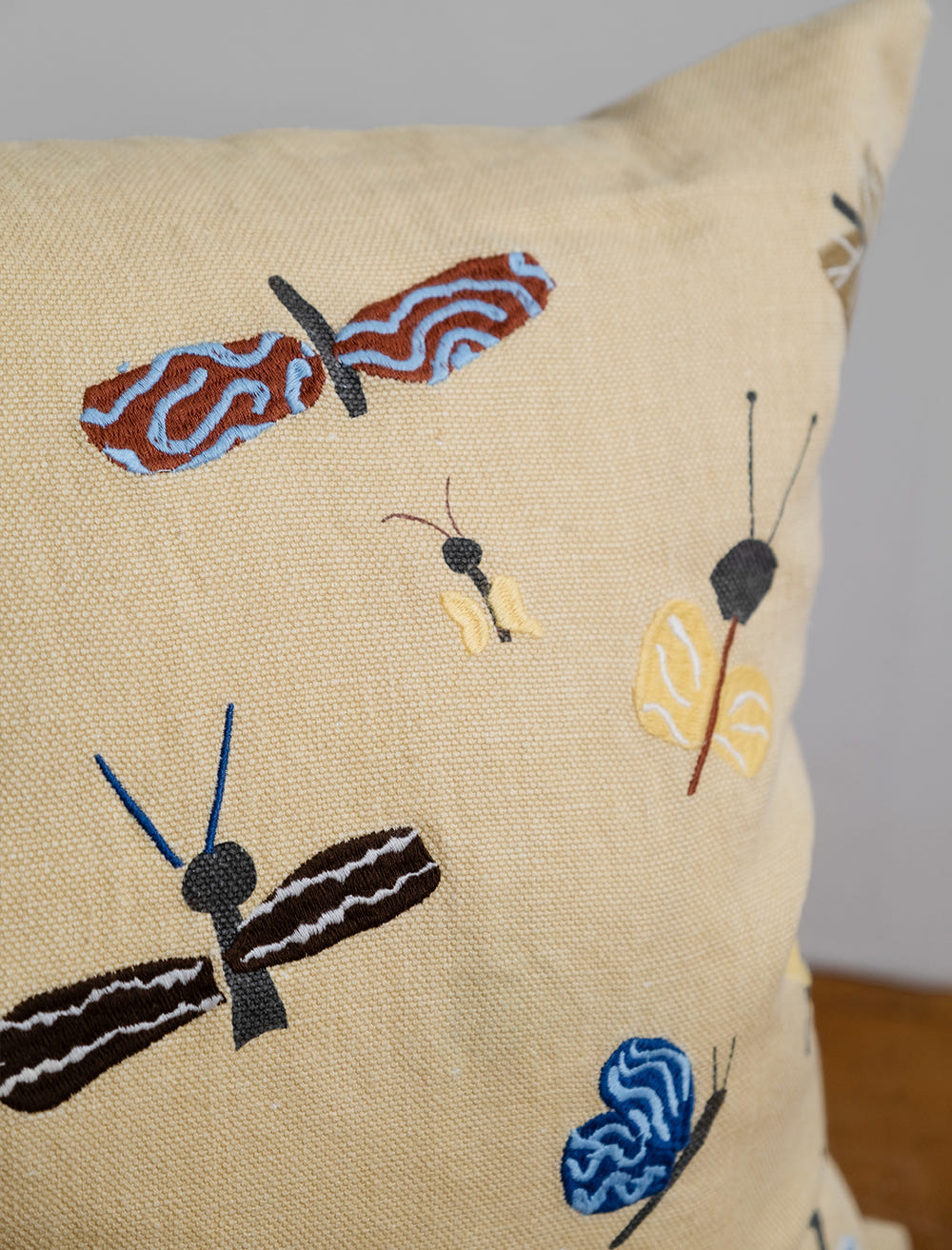 SLÄNDA EMBROIDERED CUSHION COVER