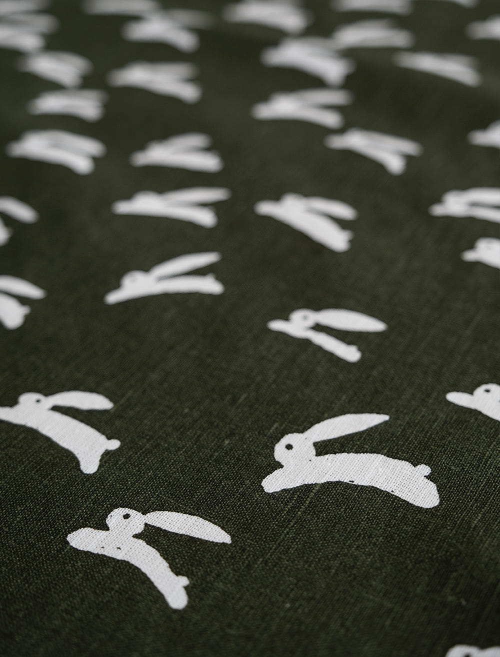 RABBIT SHORT CURTAIN, GREEN