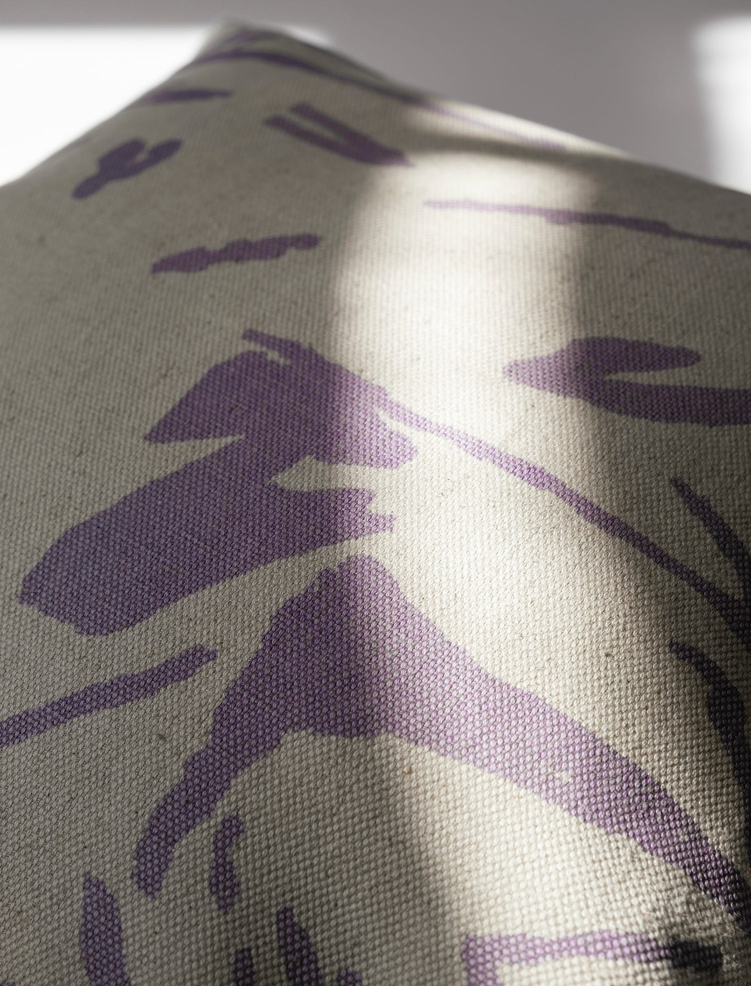 THE LIGHT CUSHION COVER, LILAC