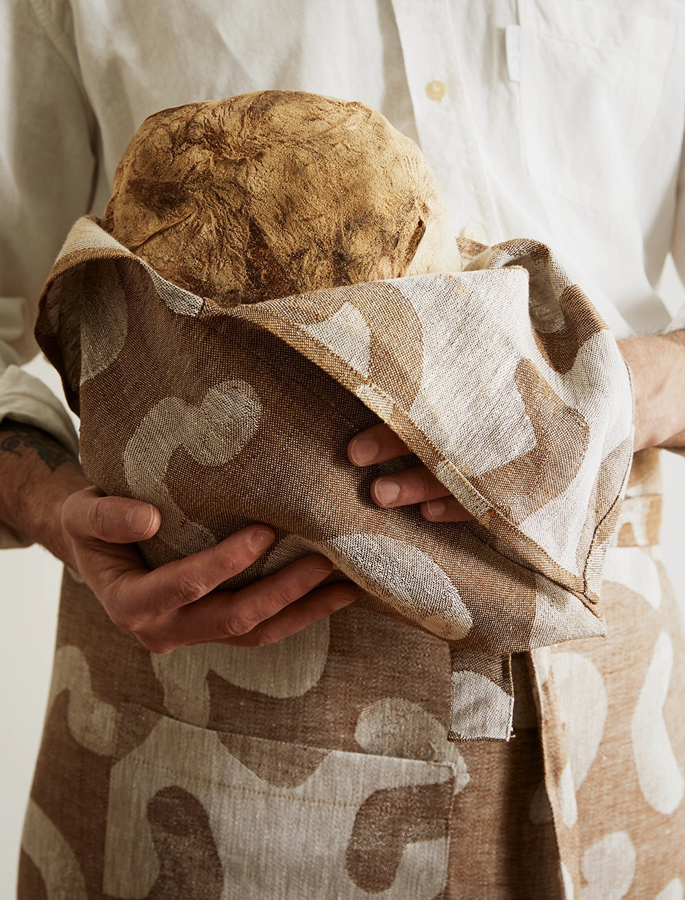 UDON LINEN TIE BAG, BROWN