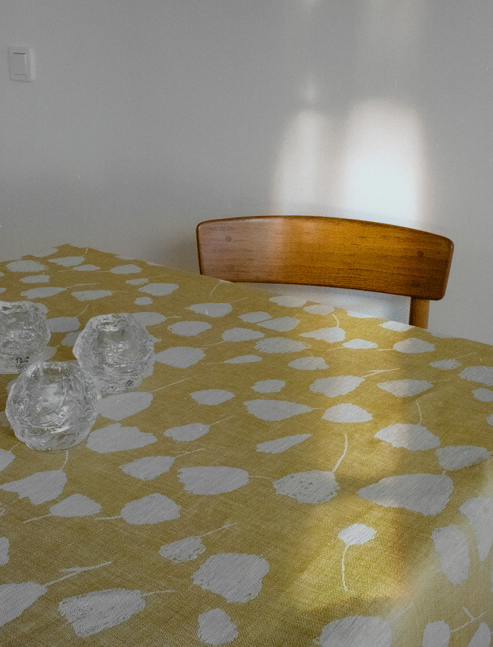 BOUQUET LINEN TABLECLOTH, YELLOW - 147×250 cm