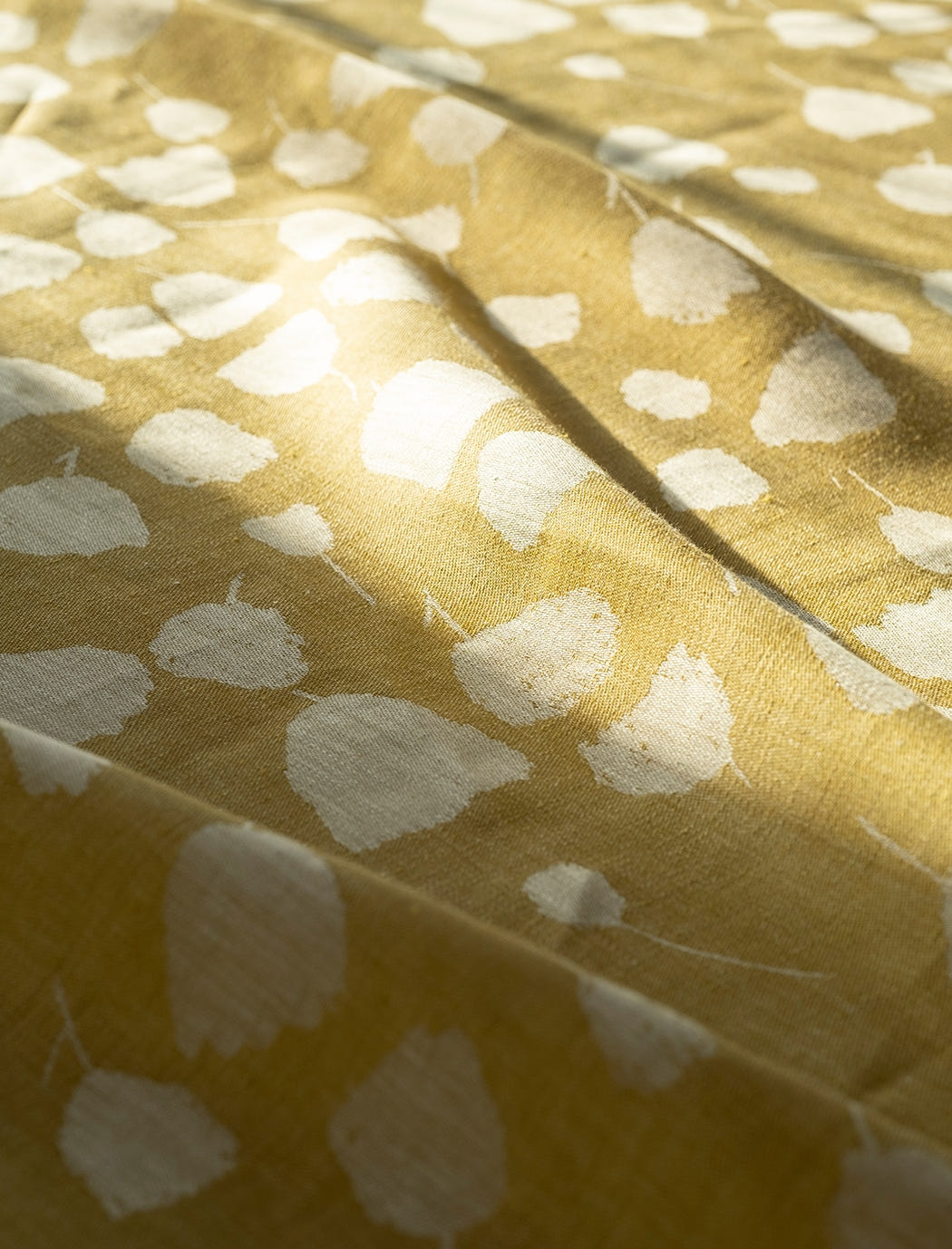 BOUQUET LINEN FABRIC BY THE METRE, YELLOW