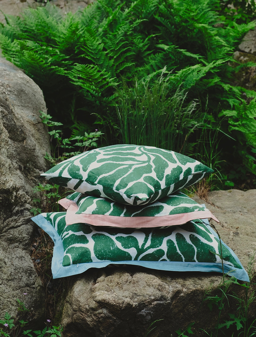 LEAVES CUSHION COVER, GREEN/PINK