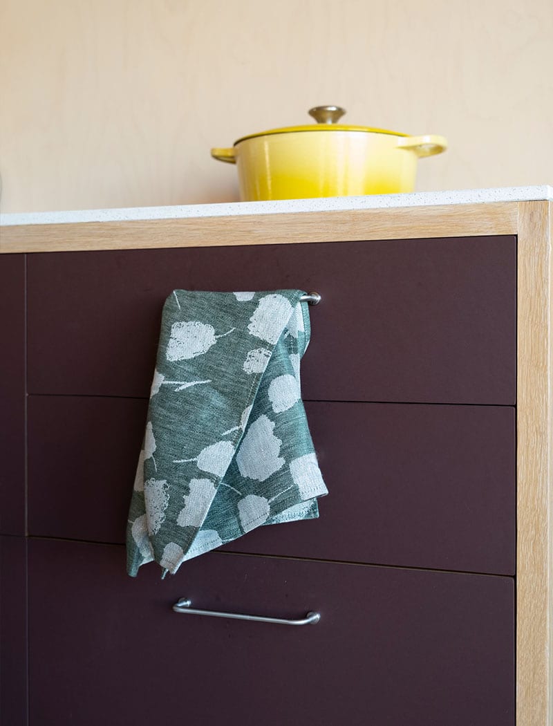 BOUQUET LINEN TEA TOWEL, GREEN