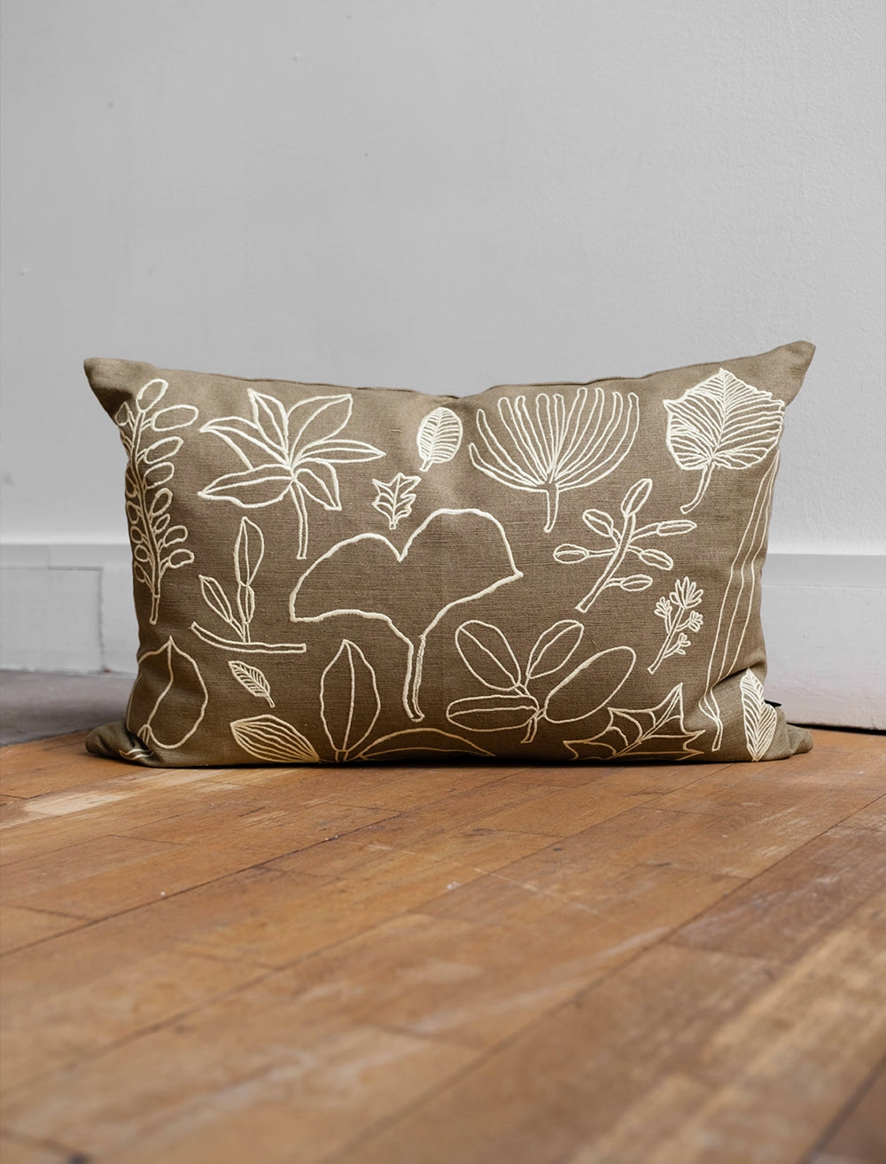 BOTANIC LEAVES EMBROIDERED CUSHION COVER, GREEN/YELLOW