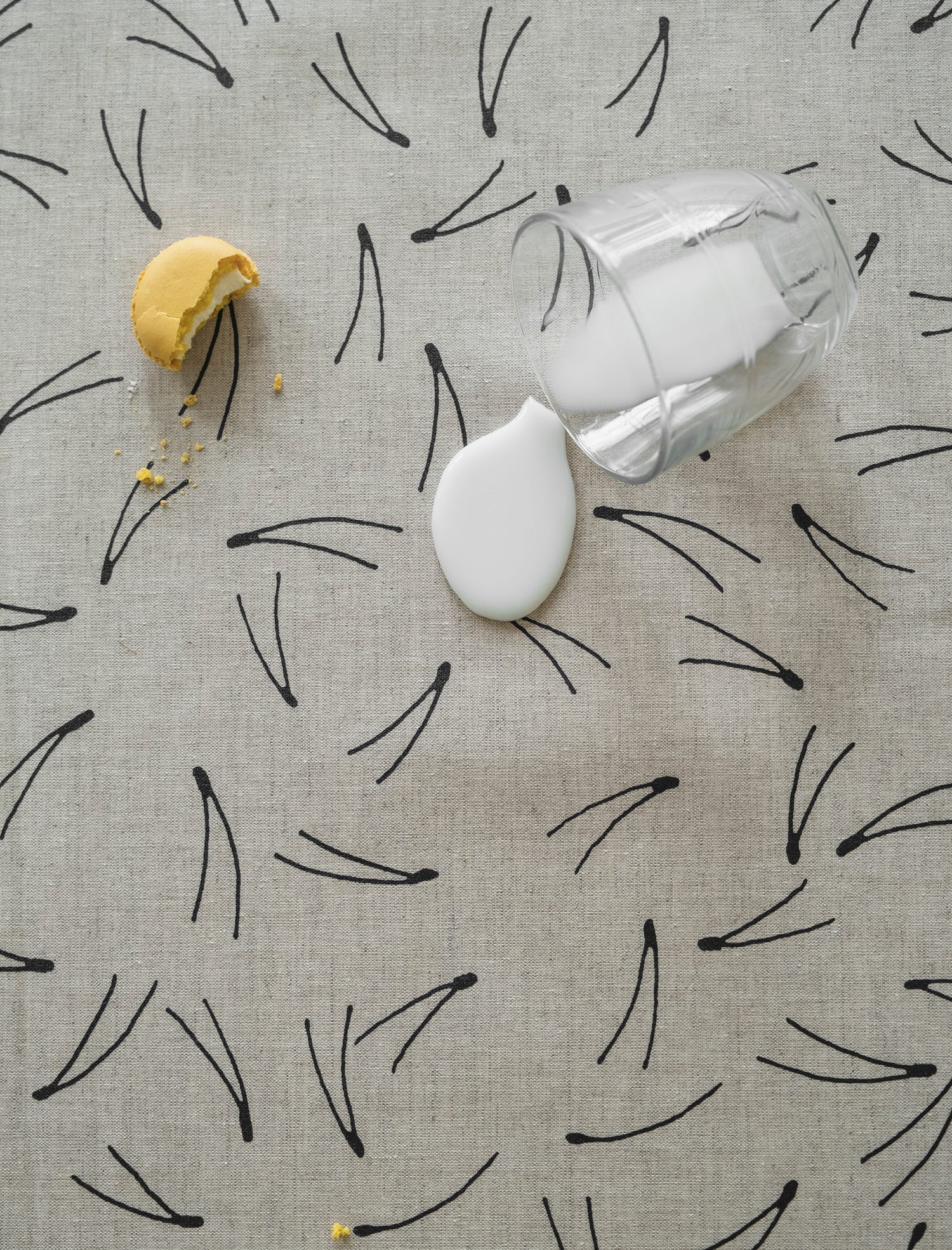 BARR COATED COTTON FABRIC, NATURE/BLACK