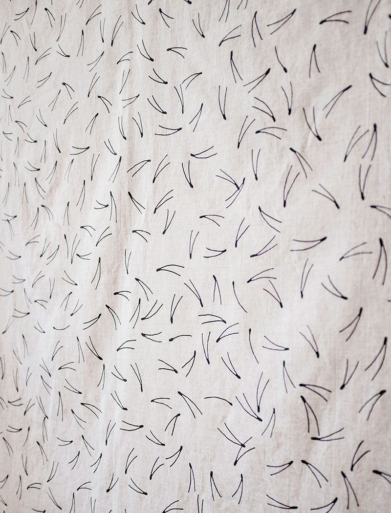 BARR FABRIC BY THE METRE, NATURE/BLACK