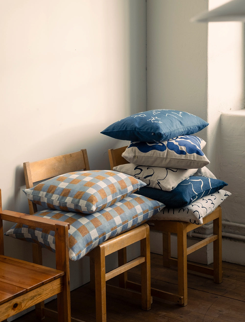 RUTAN WOVEN CUSHION COVER, OAT 45X45 CM