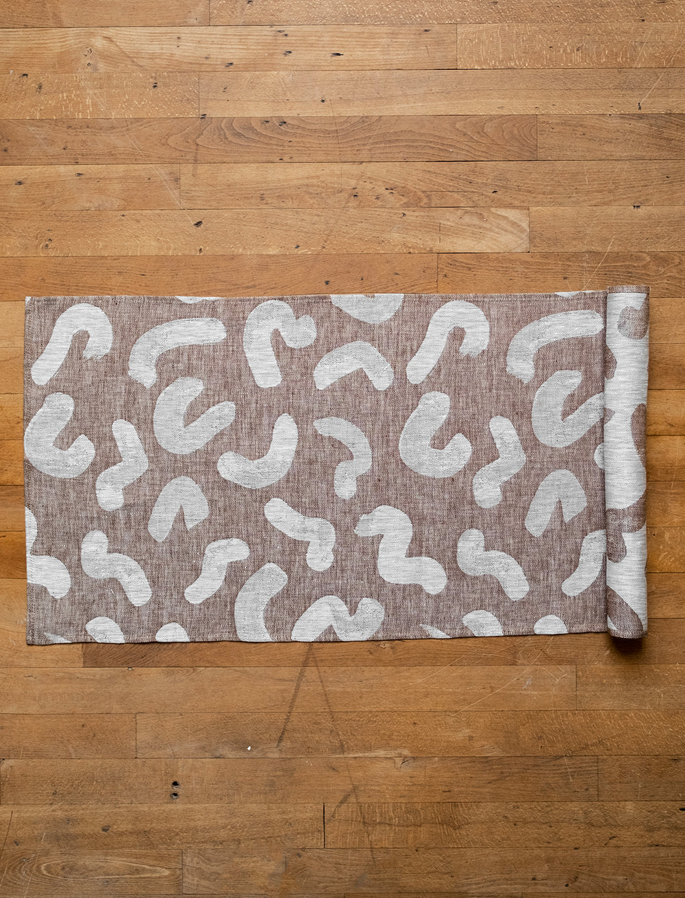 UDON LINEN TABLE RUNNER, BROWN