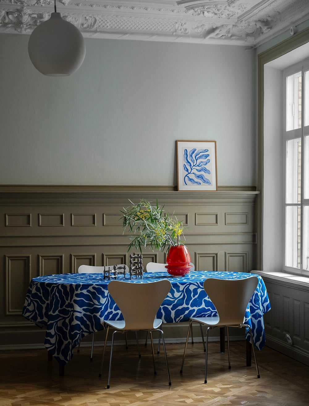 LEAVES LINEN TABLECLOTH, BLUE - 147x250 CM