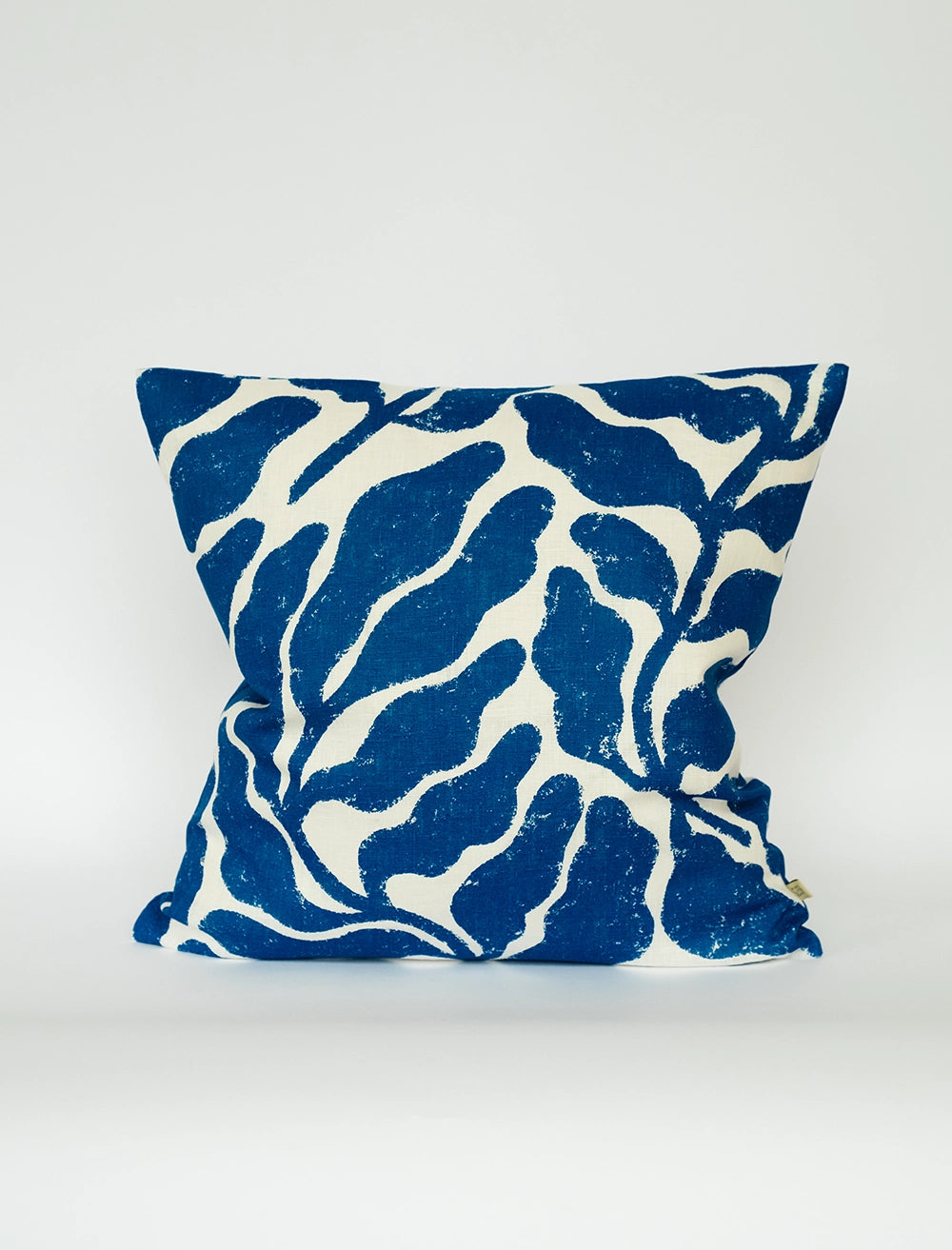 LEAVES CUSHION COVER, BLUE 48x48 CM