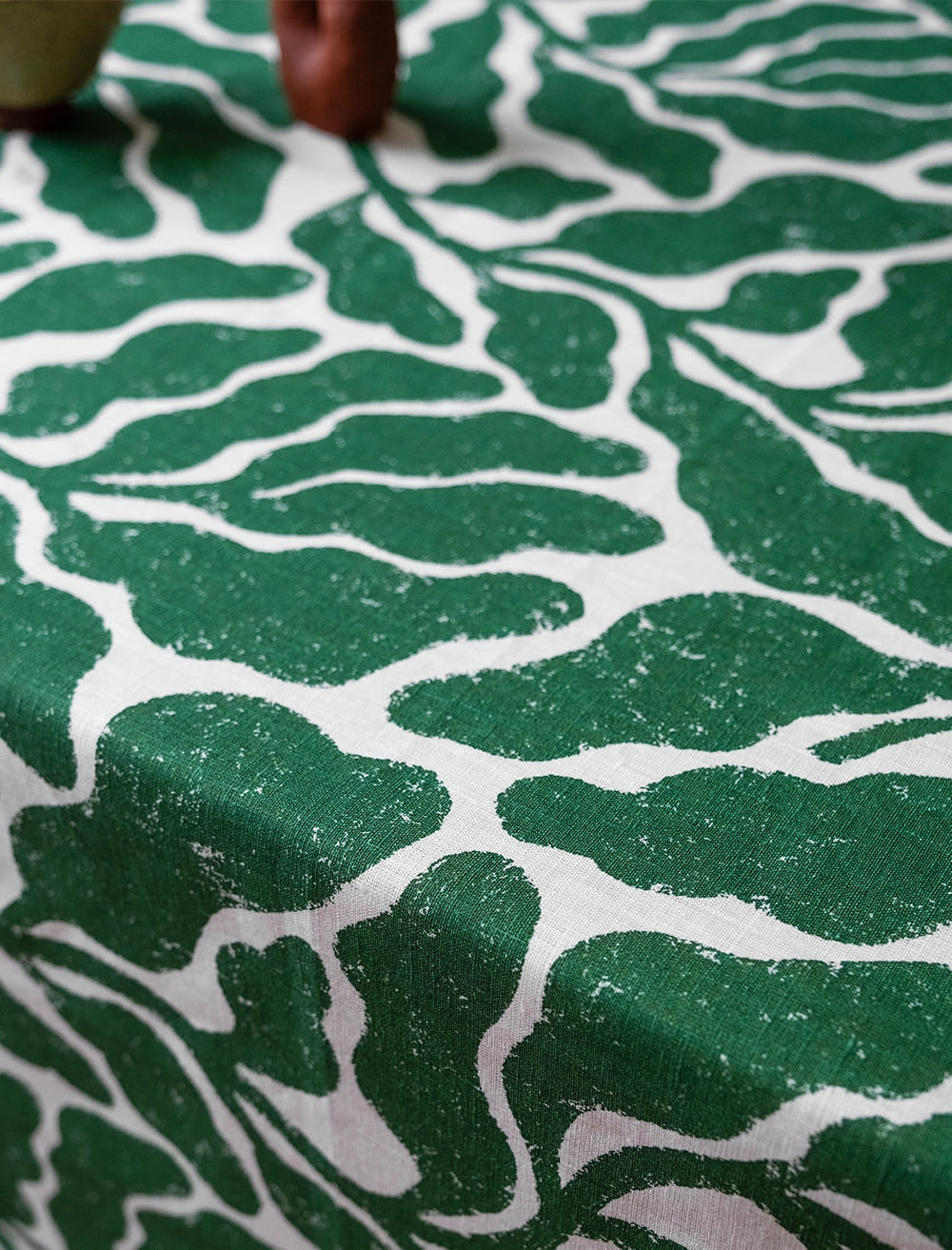 LEAVES LINEN TABLECLOTH, GREEN  - 147x147 cm
