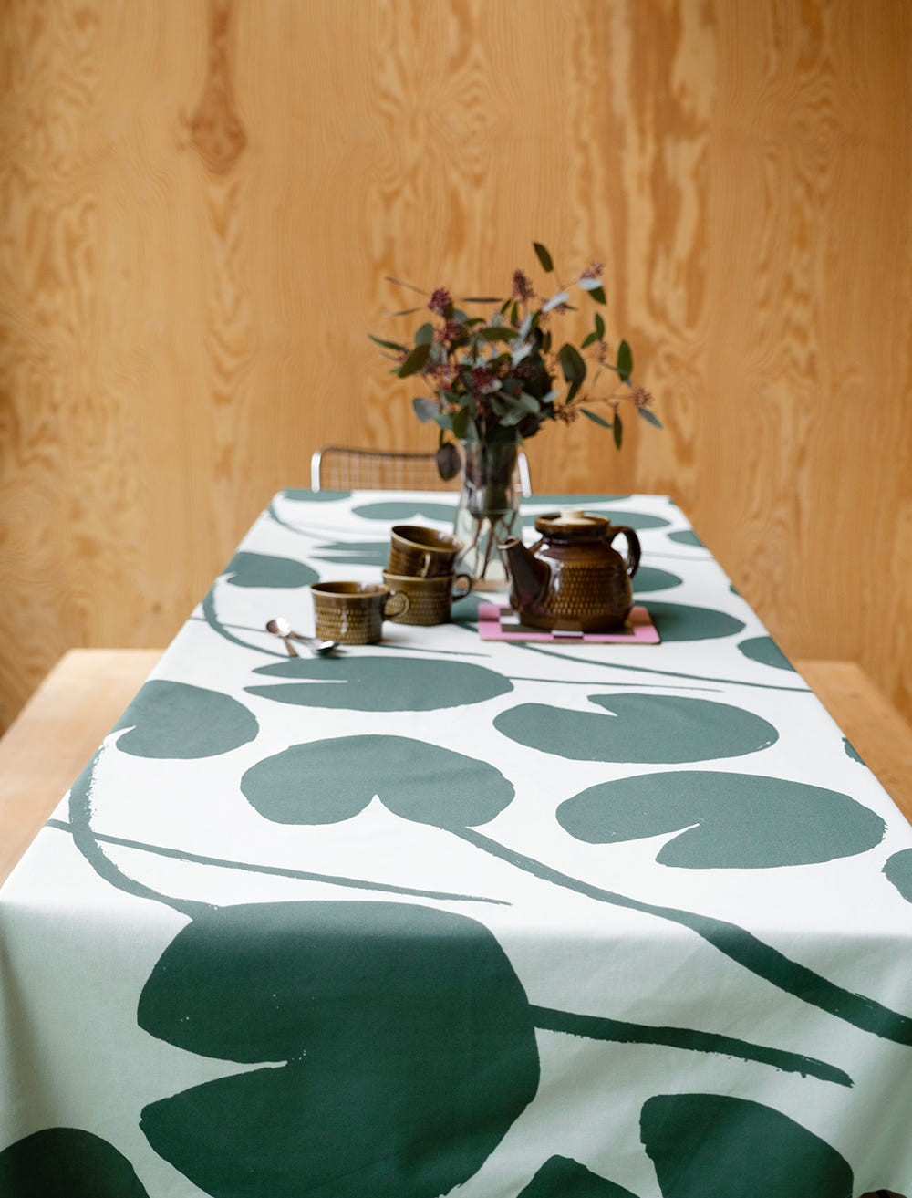 WATER LILIES TABLECLOTH, GREEN - 145x250 CM