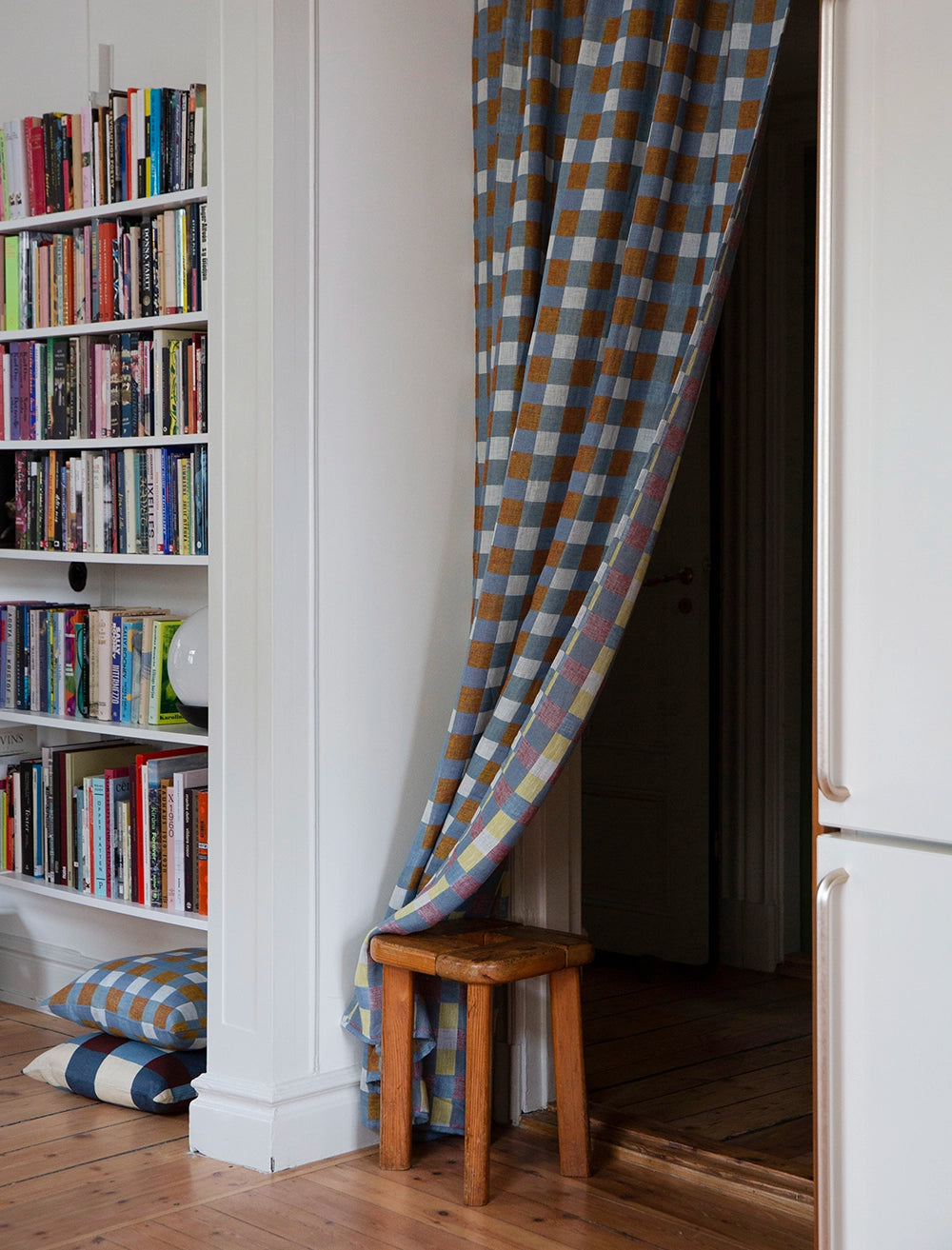 RUTAN WOVEN TABLECLOTH/PLAID, OAT