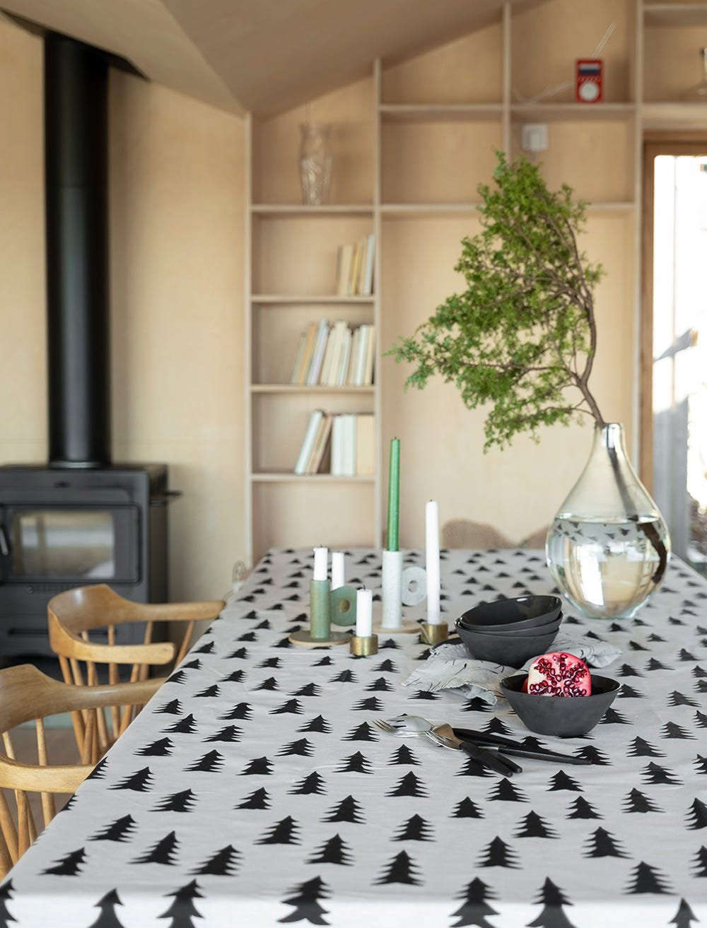 GRAN TABLECLOTH, BLACK - 147×250 cm