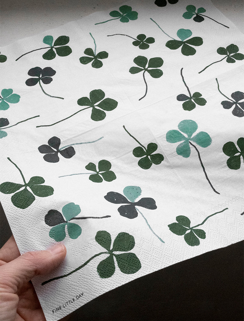 PAPPERSSERVETT CLOVER