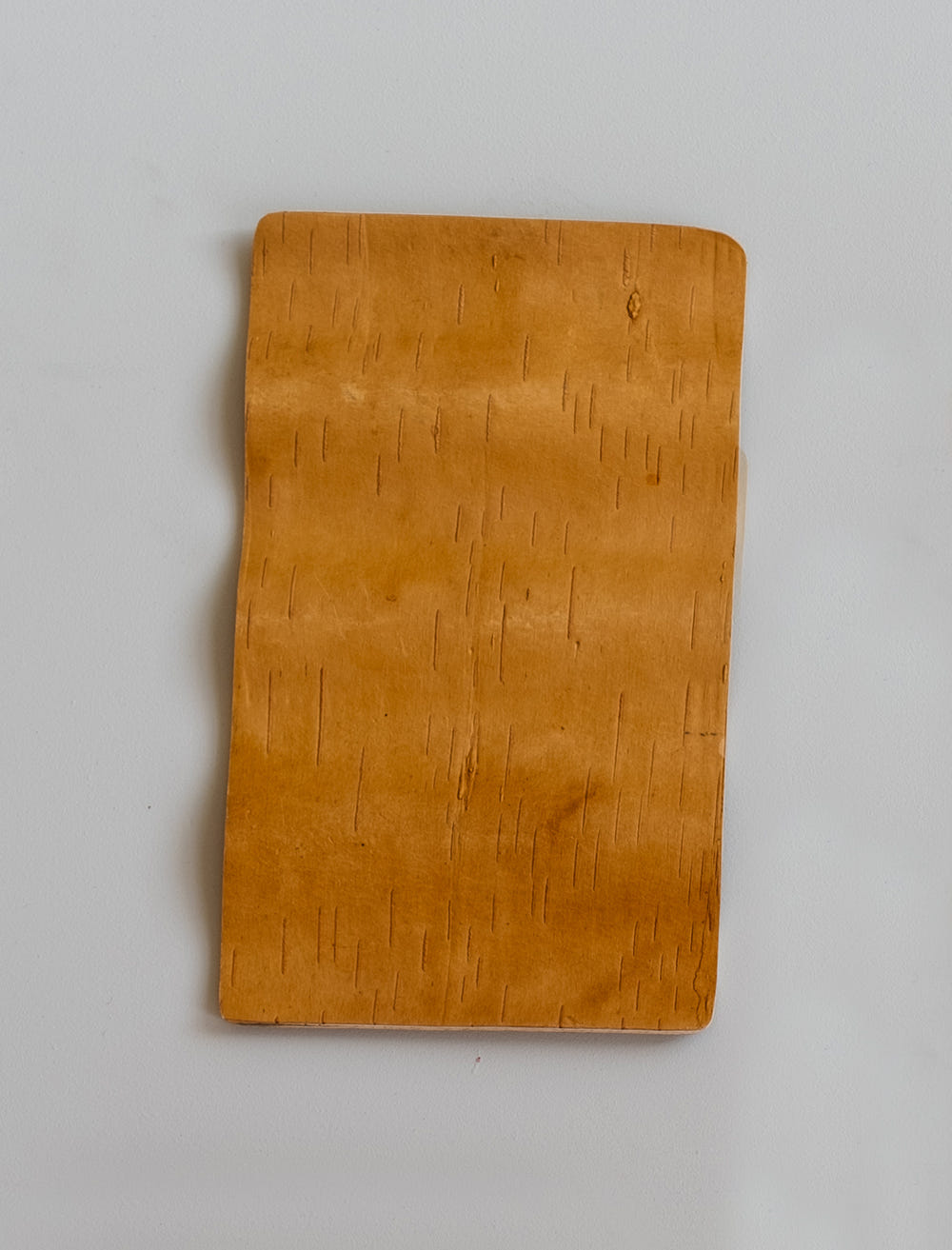 TELLER AUS BIRKENRINDE, GROSS – NO 1