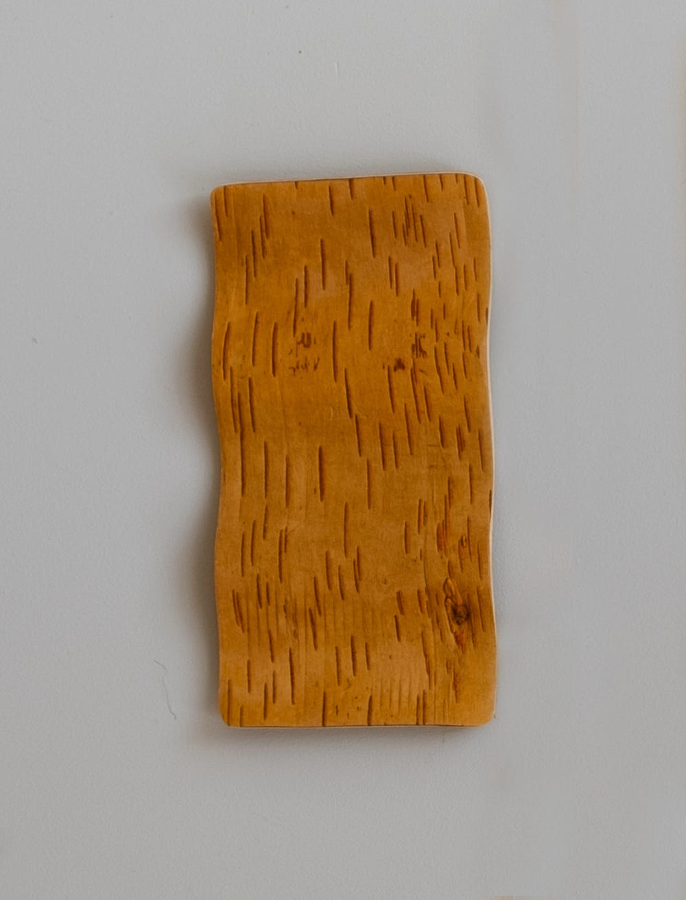 TELLER AUS BIRKENRINDE, KLEIN – NO 1