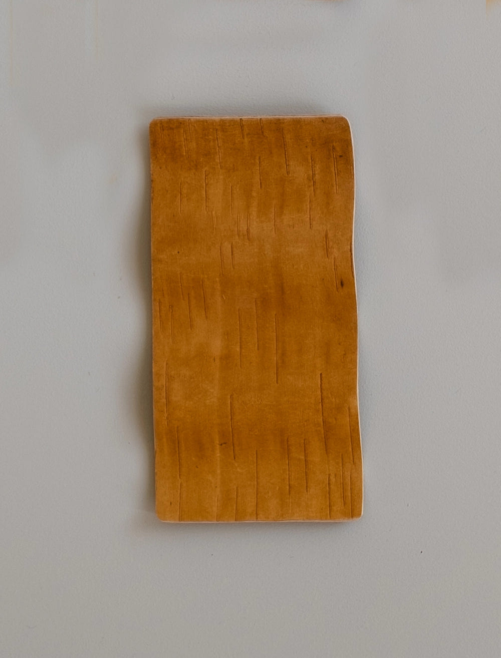 TELLER AUS BIRKENRINDE, KLEIN – NO 4