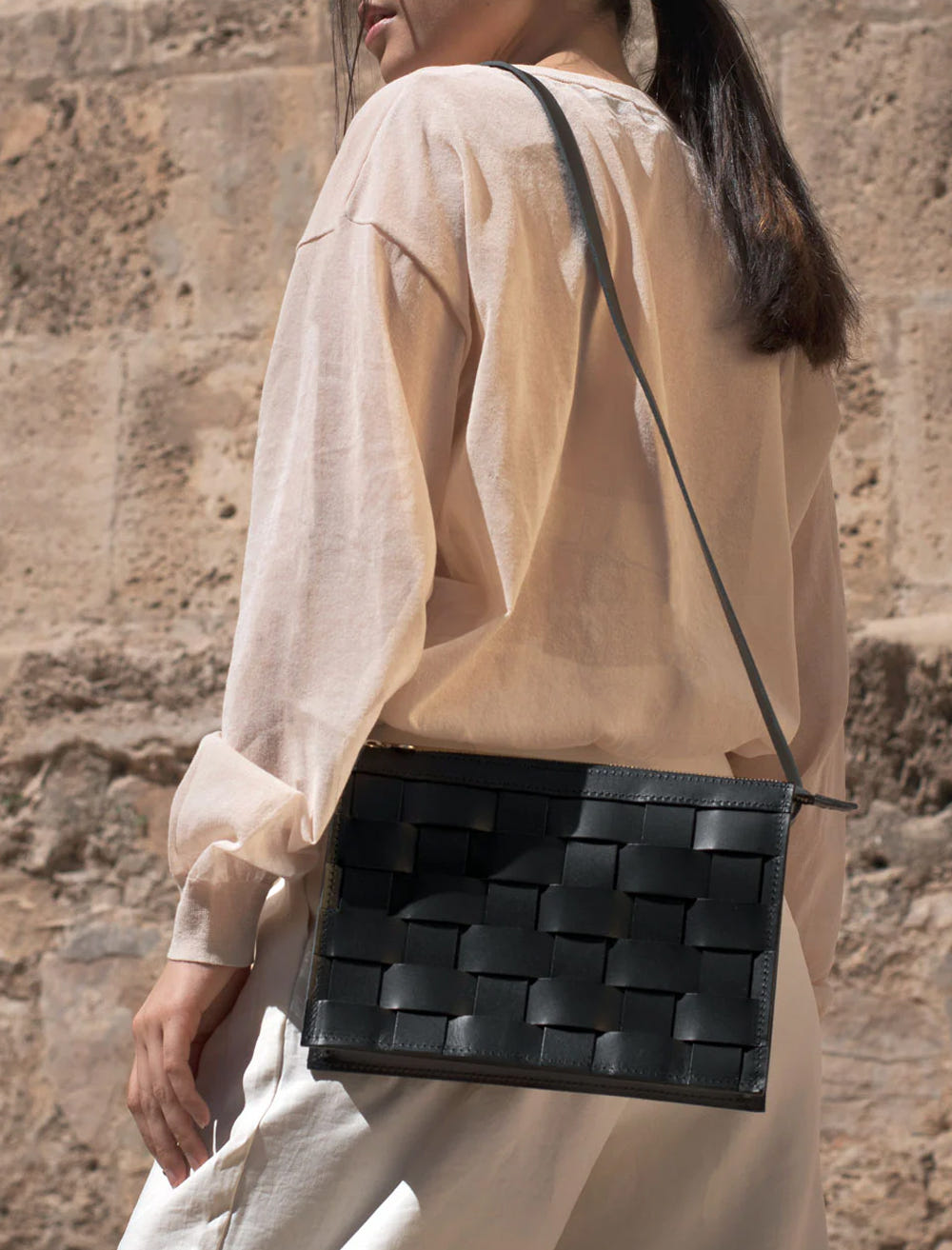 NÄVER SMALL SHOULDER BAG - Black