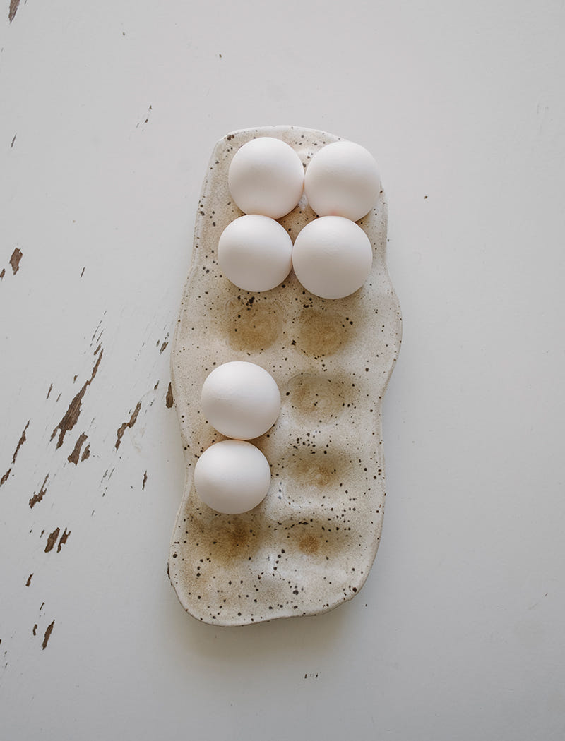 CERAMIC EGG PLATTER - 12 eggs