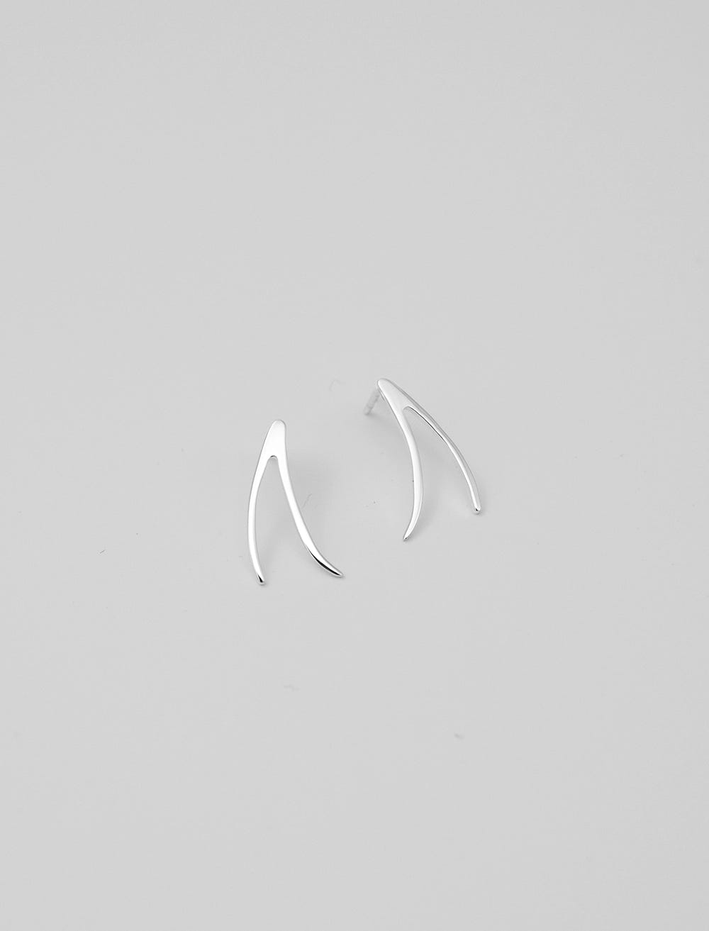 BARR STUD EARRINGS, SILVER