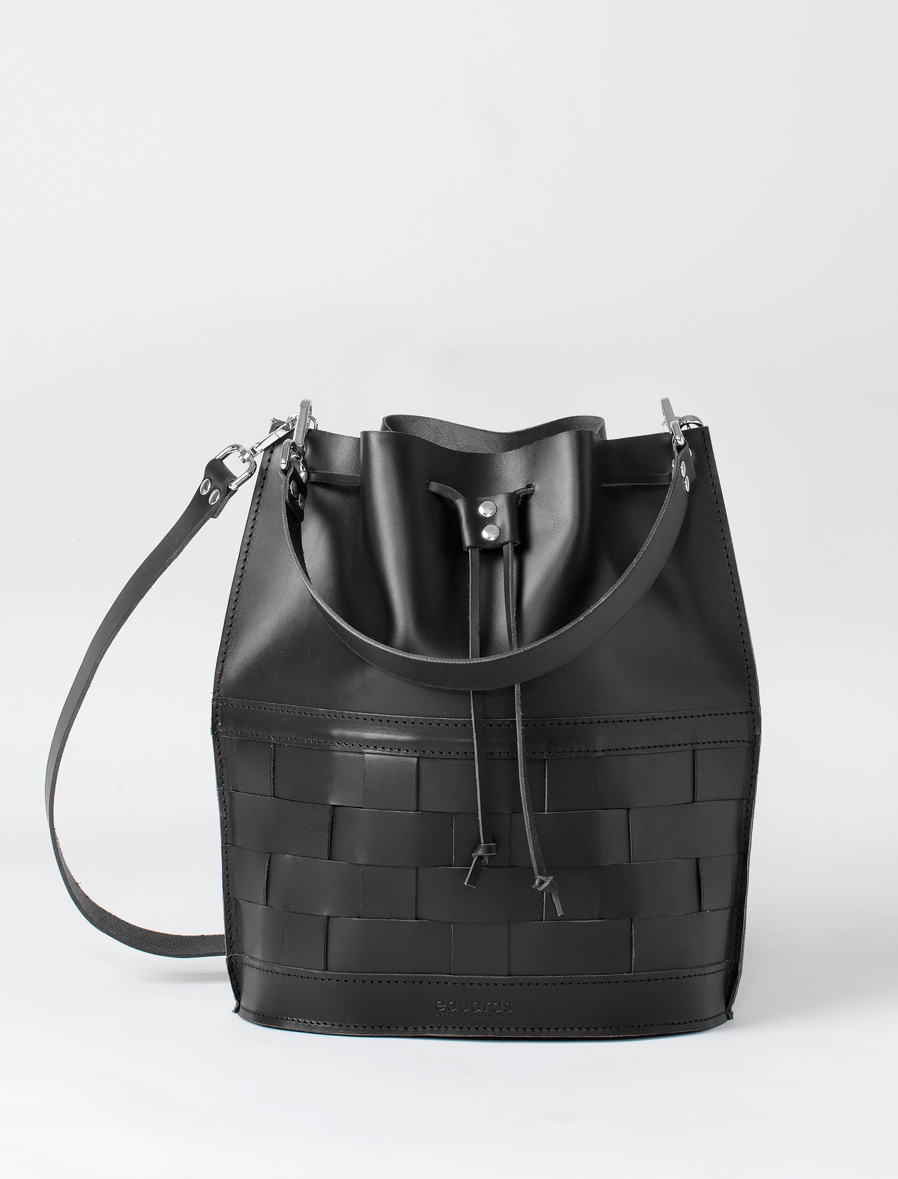 BEAR BUCKET BAG - Black